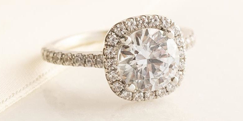 How much bigger does a clearance halo make a diamond look