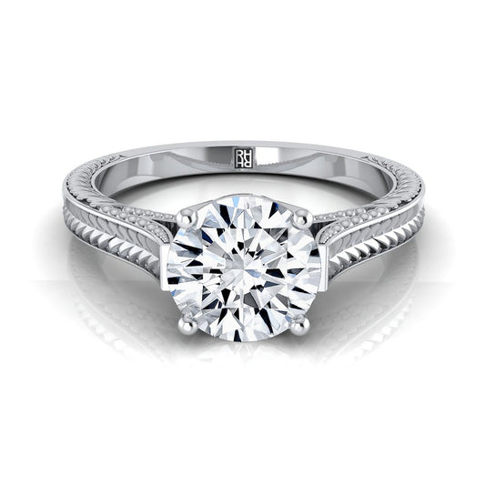 14K White Gold Round Brilliant Hand แกะสลักแหวนหมั้นเล่นไพ่คนเดียวสไตล์วินเทจสไตล์อาสนวิหาร