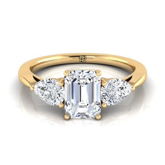 18K Yellow Gold Emerald Cut Diamond แหวนหมั้นเพชรรูปลูกแพร์ที่เข้าคู่กันอย่างลงตัว -7/8ctw