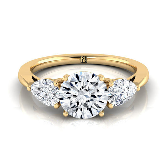14K สีเหลืองทอง Round Brilliant Diamond จับคู่อย่างสมบูรณ์แบบรูปลูกแพร์สามแหวนหมั้นเพชร -7/8ctw