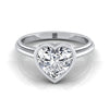 แหวนหมั้นรูปหัวใจทองคำขาว 18K ขอบตรงกลางฝา Halo Cathedral Solitaire