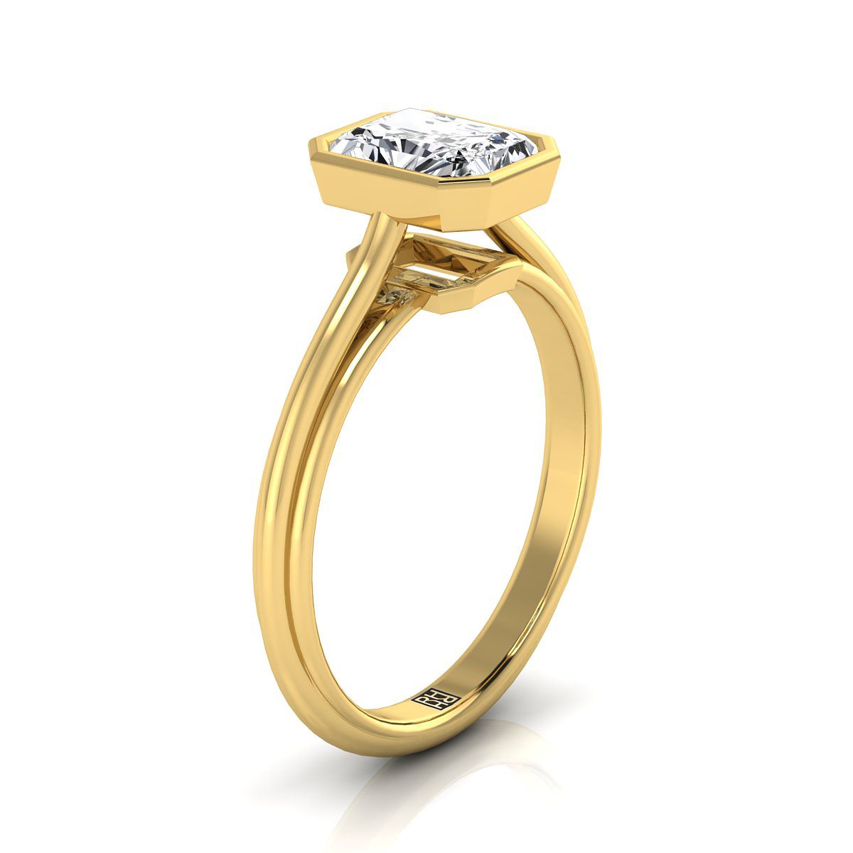 แหวนหมั้นเพชร 14K Yellow Gold Radiant Cut Center Bezel Halo Cathedral Solitaire