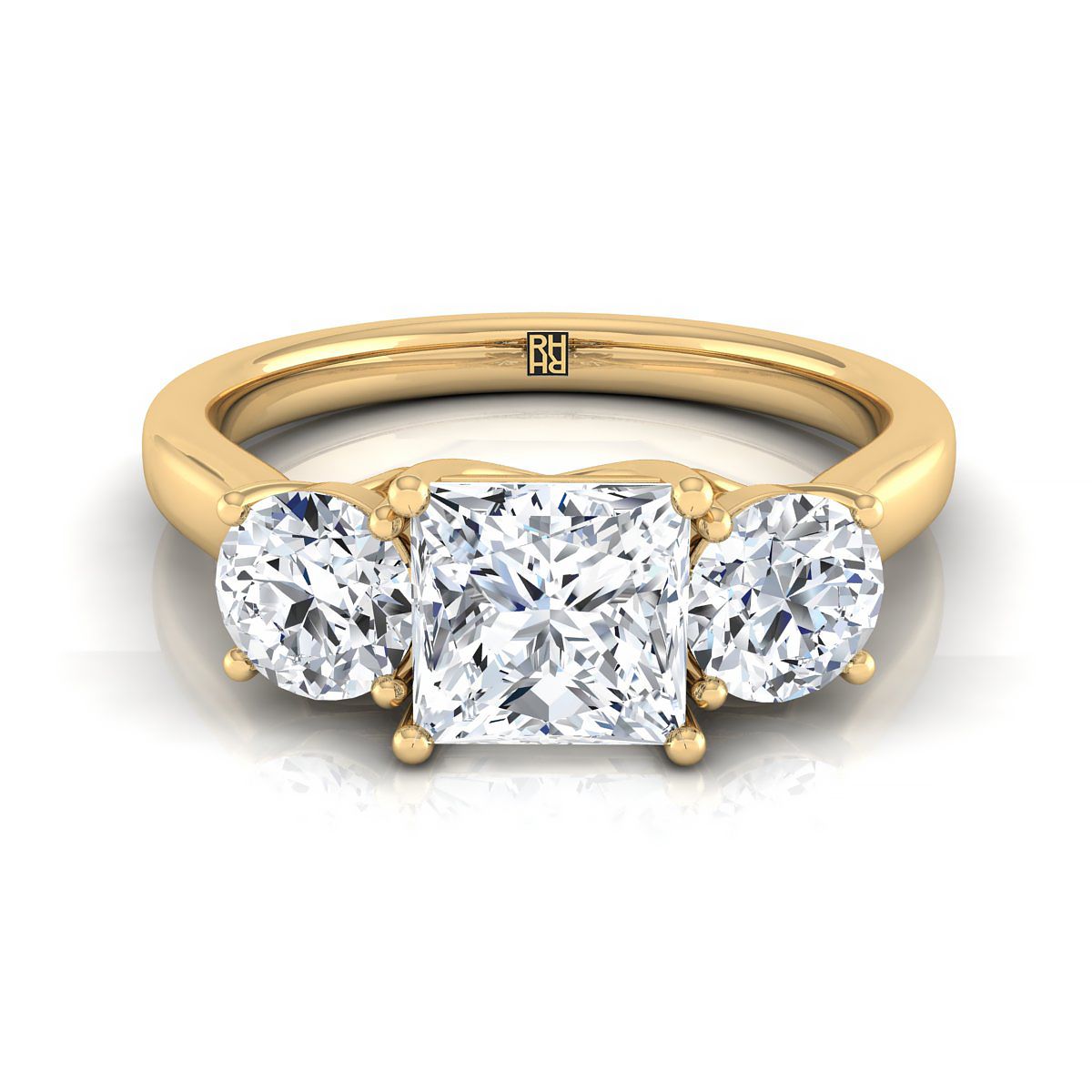 แหวนหมั้นเพชร Princess Cut Classic Three Stone Diamond 14K Yellow Gold -5/8ctw