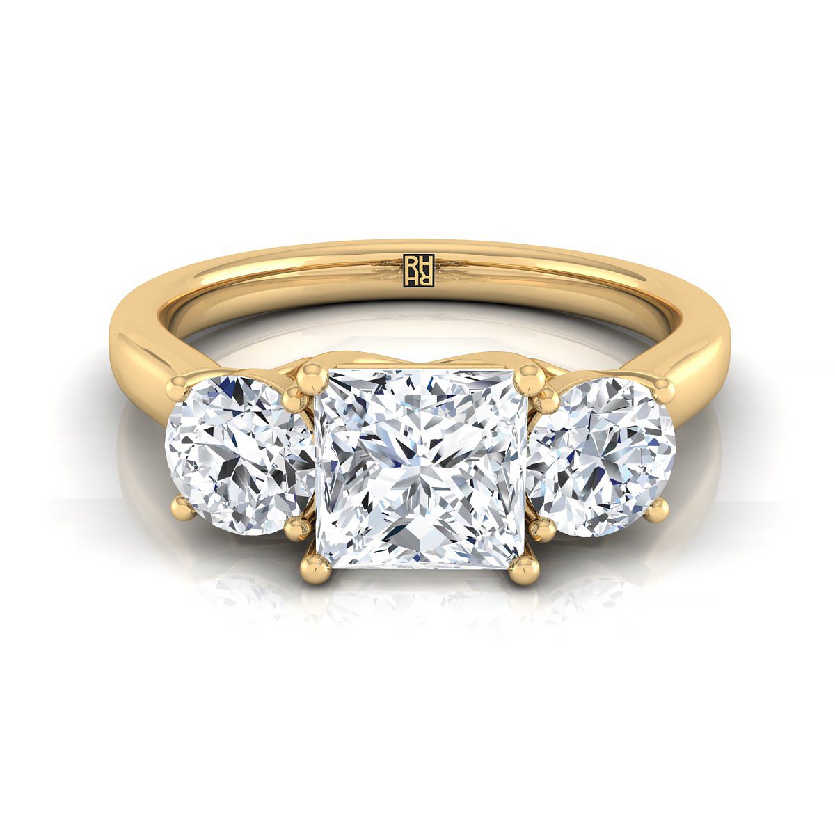 แหวนหมั้นเพชร Princess Cut Classic Three Stone Diamond 18K Yellow Gold -5/8ctw