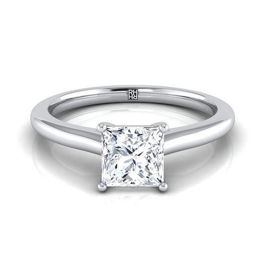 แหวนหมั้นทองคำขาว 18K Princess Cut Pinched Comfort Fit Claw Prong Solitaire