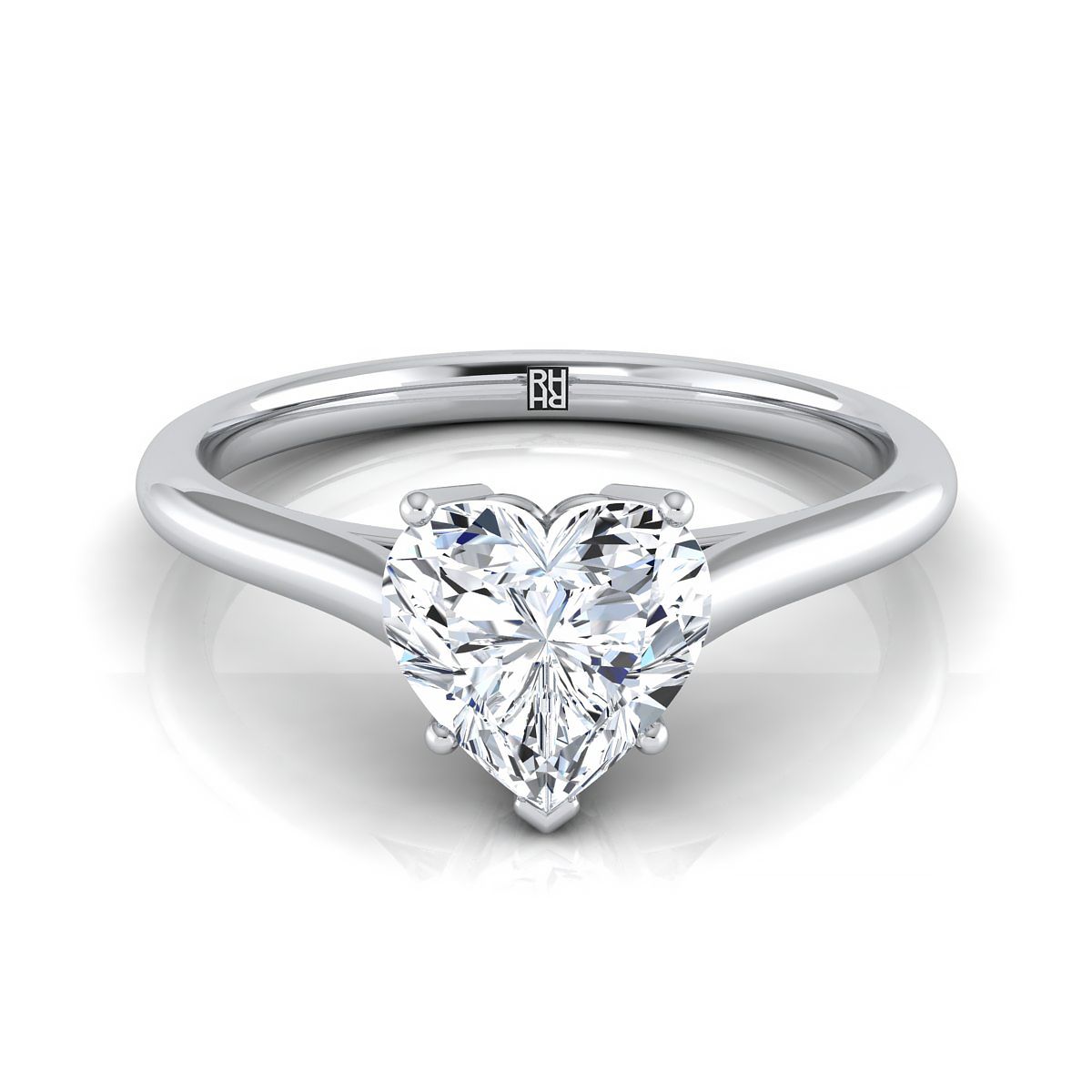 แหวนหมั้นรูปหัวใจทองคำขาว 18K สไตล์อาสนวิหาร Comfort Fit Solitaire