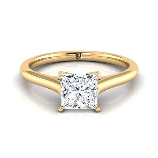 แหวนหมั้นเพชรทรงเจ้าหญิงคัทสีเหลืองทอง 14K สไตล์ Comfort Fit Solitaire