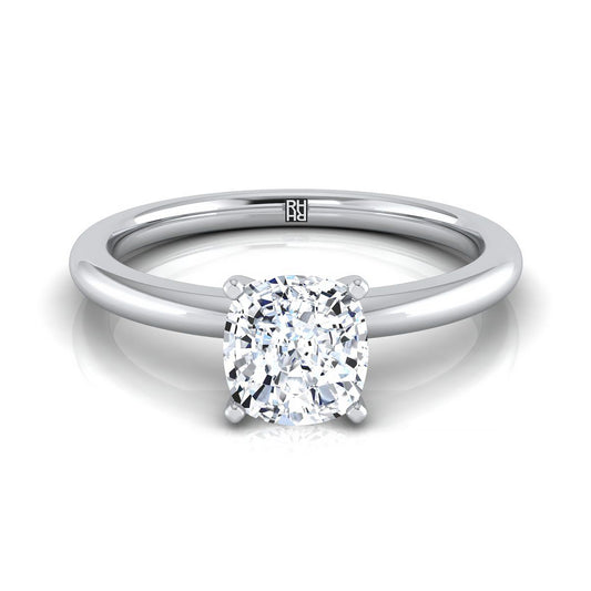 แหวนหมั้นแพลทินัมเบาะกลม Comfort Fit Claw Prong Solitaire