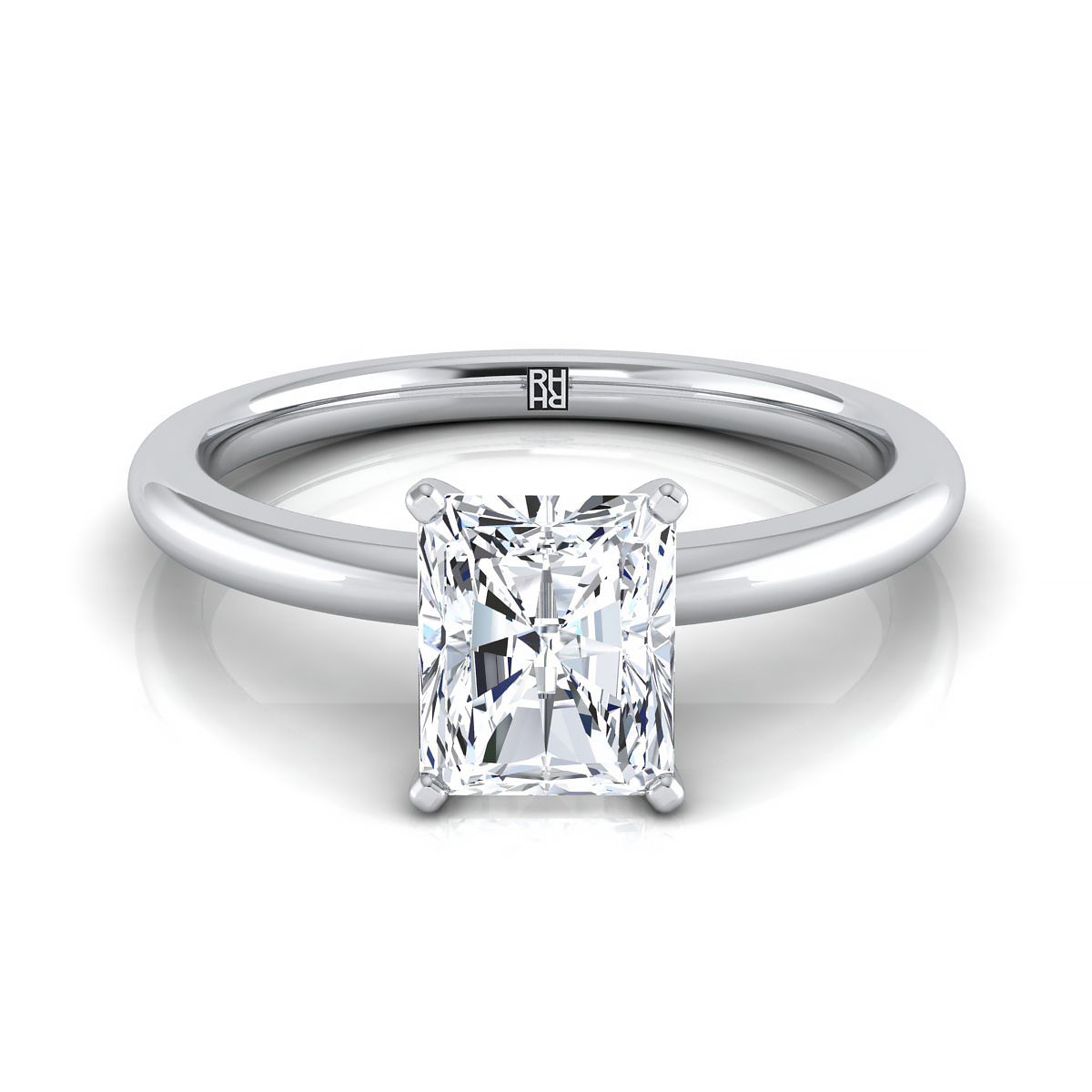 Platinum Radiant Cut Center Round Comfort Fit Claw Prong Solitaire แหวนหมั้น