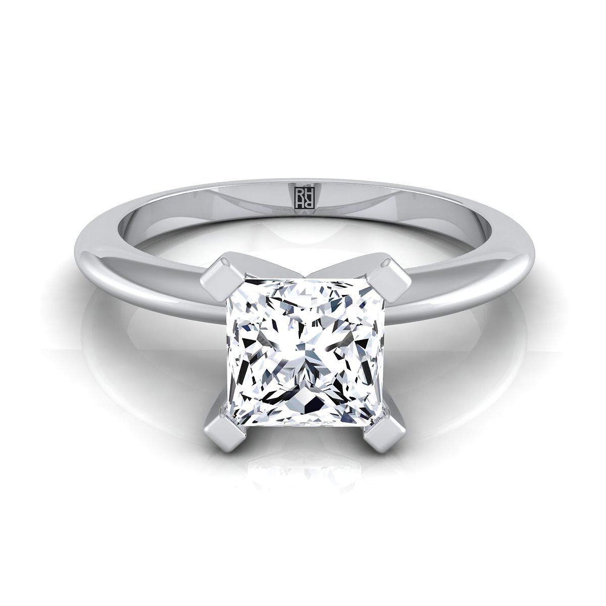 แหวนหมั้นเพชรไวท์โกลด์ 18K Princess Cut Classic Low Base Solitaire