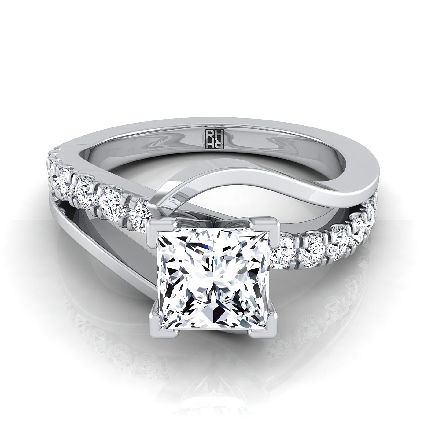 Platinum Princess Cut Unique Bypass Diamond Pave Swirl แหวนหมั้น -3/8ctw