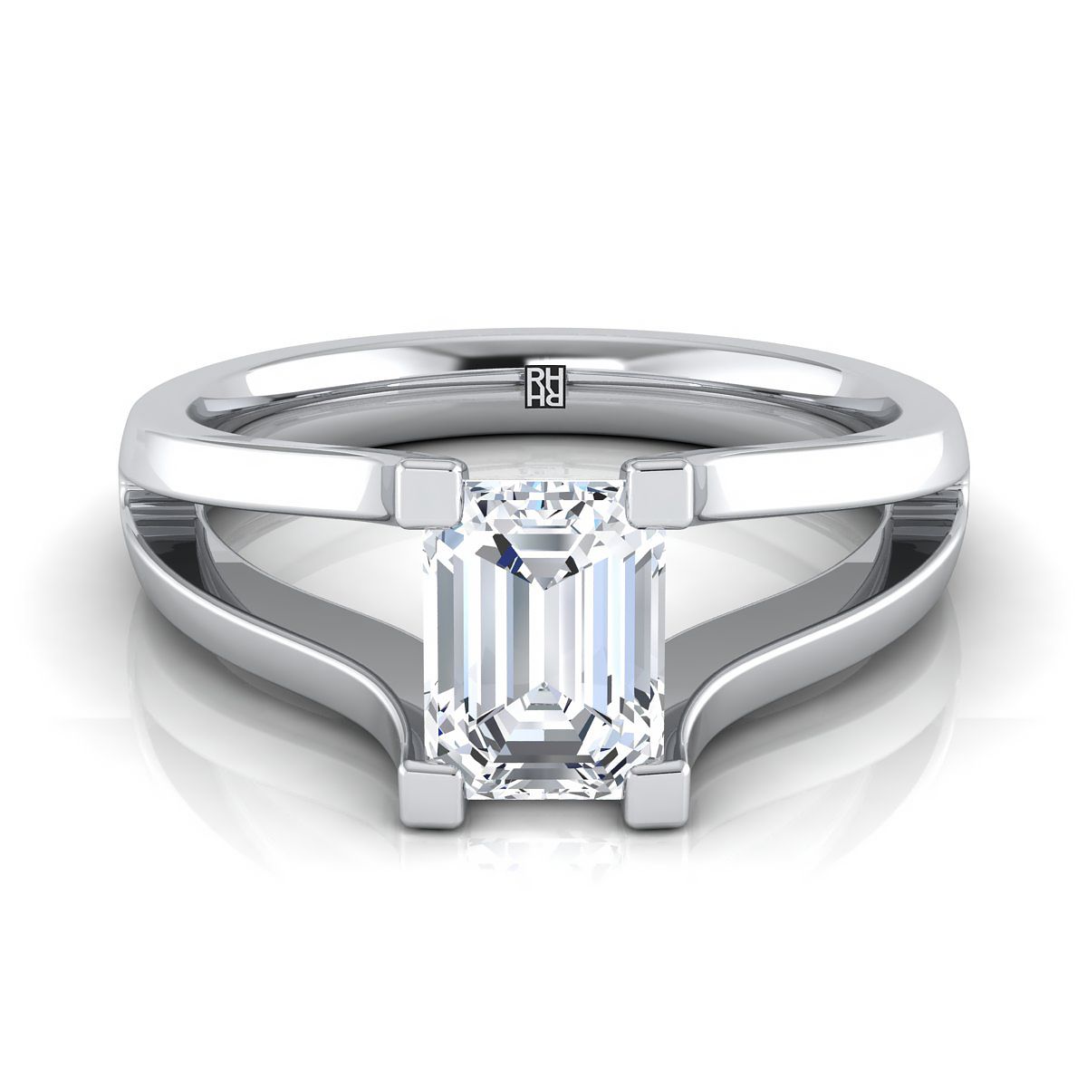 แหวนหมั้นเพชร 18K White Gold Emerald Cut Plain High Polish Split Shank Solitaire