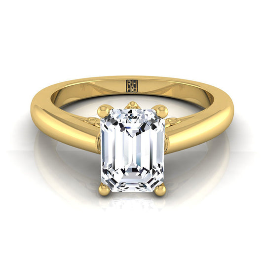 14K Yellow Gold Emerald Cut Scroll Gallery แหวนหมั้นเล่นไพ่คนเดียว Comfort Fit