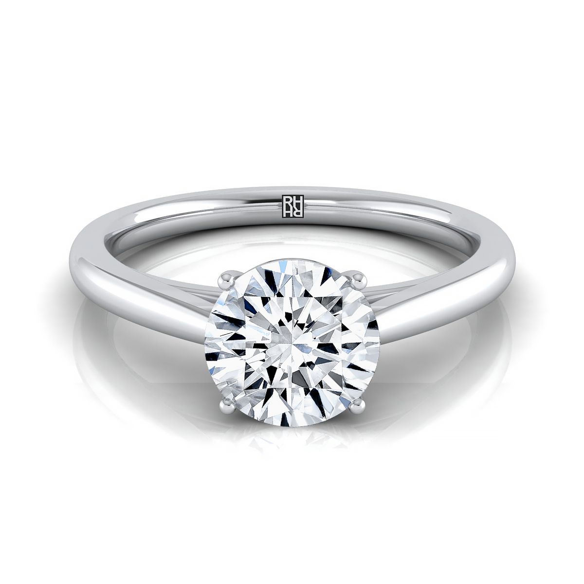 แหวนหมั้นทองคำขาว 14K ทรงกลมสุกใส ล้อม Comfort Fit Secret Stone Solitaire