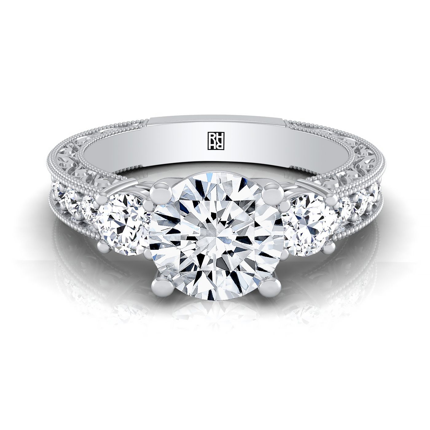 14K White Gold Round Brilliant Diamond Hand แกะสลักสามหิน Vintage Channel แหวนหมั้น -3/4ctw