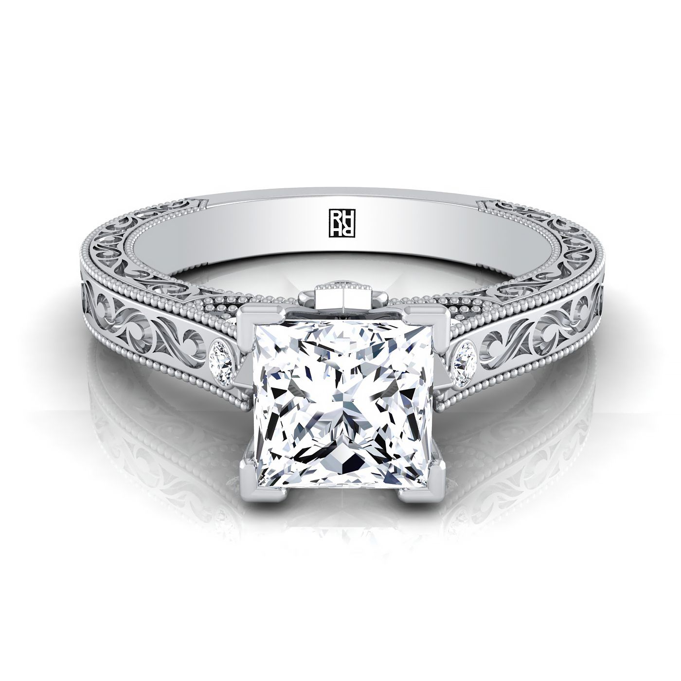 18K White Gold Princess Cut Delicate Diamond Accented Antique Handแกะสลักแหวนหมั้น -1/10ctw