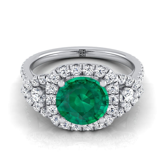 18K สีขาวทอง Round Brilliant Emerald Delicate สามหิน Halo Pave แหวนหมั้นเพชร -5/8ctw