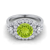 18K สีขาวทอง Round Brilliant Peridot Delicate สามหิน Halo Pave แหวนหมั้นเพชร -5/8ctw