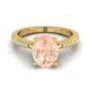 แหวนหมั้นเพชรรูปไข่ Morganite รูปไข่สีเหลืองทอง 14K -1 / 8ctw