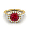 18K สีเหลืองทอง Round Brilliant Ruby แนวนอนแฟนซี East West Diamond Halo แหวนหมั้น -1/2ctw